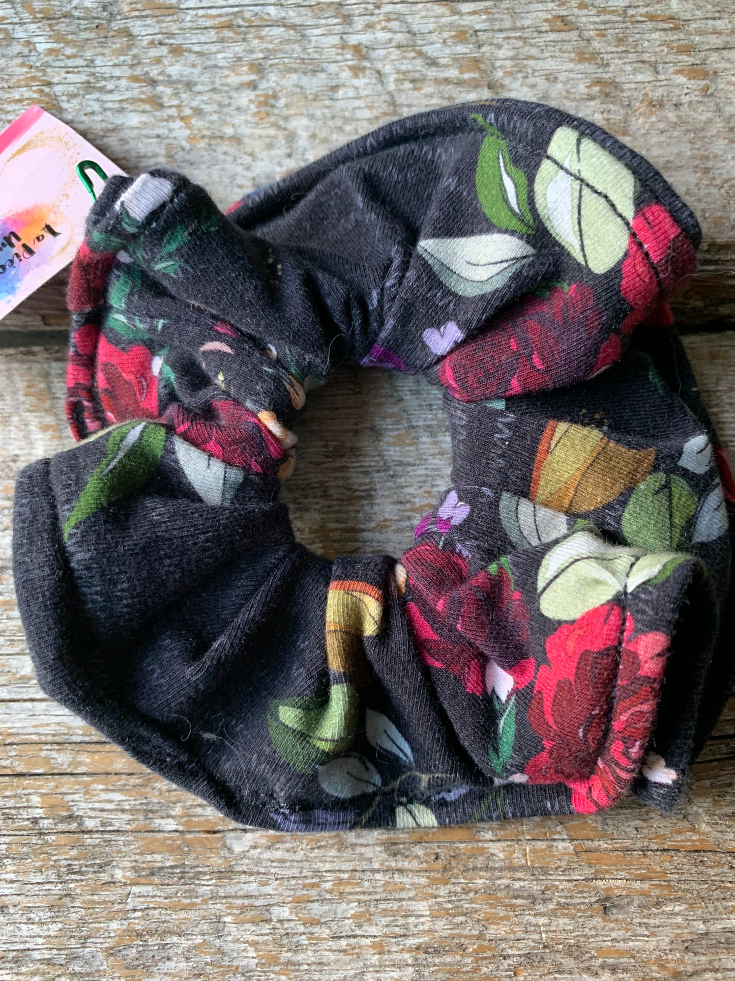 Chouchou - Floral fond noir tricot