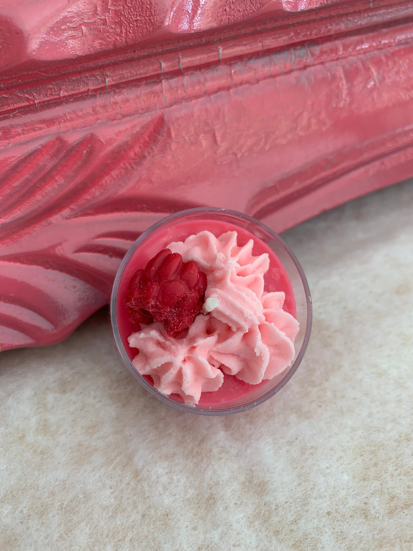 Framboise surette - Bougies de soya & cires à brûleur - Formats variés
